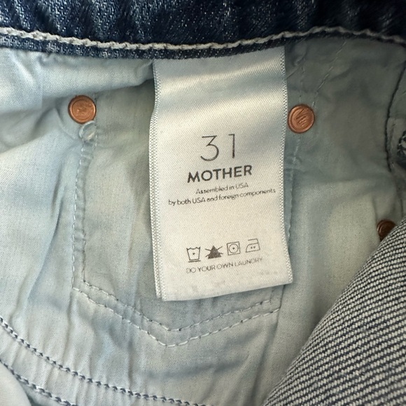 MOTHER Tomcat Kick Fray Shorts - Picture 6 of 7